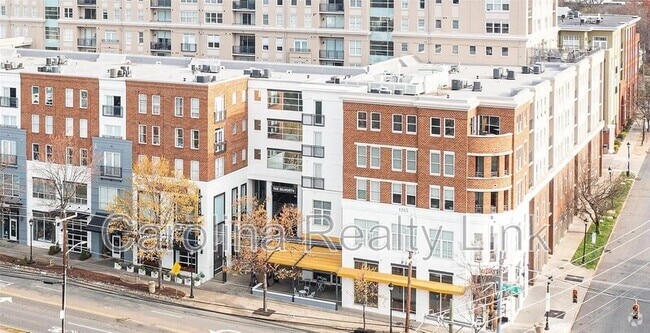 Building Photo - 1315 East Blvd Rental