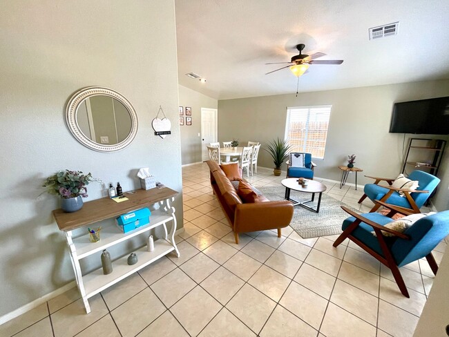 Photo - Luxurious Fully Furnished 3 Bedroom Home w...