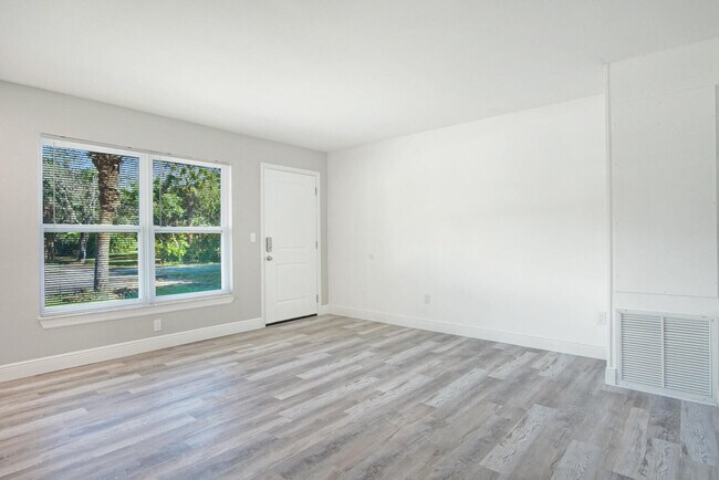 Photo - 2111 Jacobs Rd