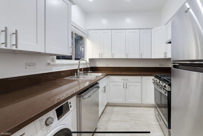 Photo - 2 br, 1.5 bath 4plex - 934 North Ogden Drive