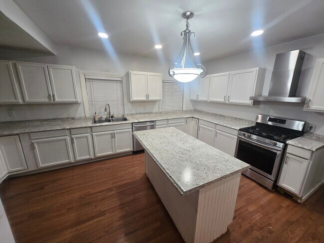 Building Photo - 380 Grafton St Unit 1