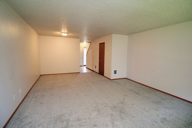 Photo - 470-470 W Gloucester St Unidad 420