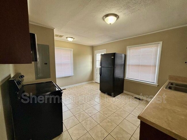 Photo - 2225 Bandler Rd