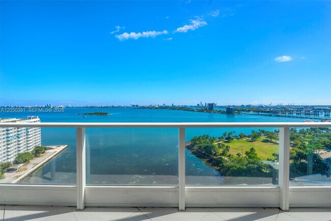 Photo - 2020 N Bayshore Dr Unit 1908
