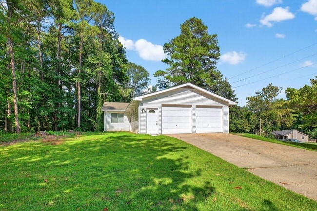 Building Photo - 230 Shiloh Hills Dr NW Rental