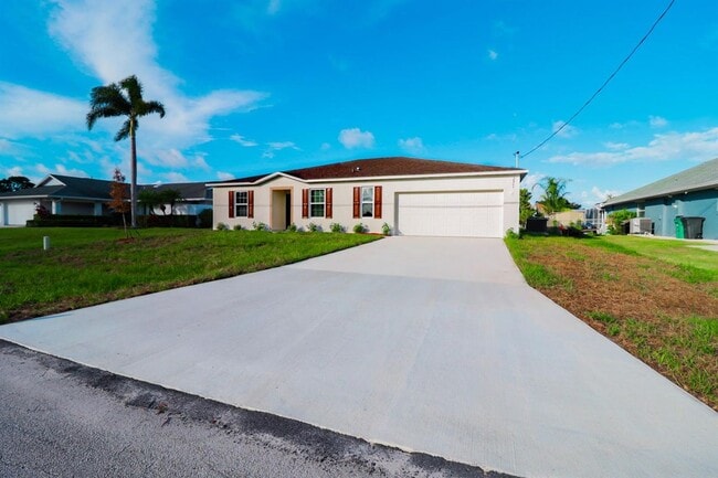 Photo - 2061 SE Mantua St