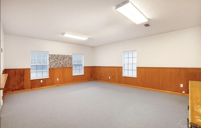 Photo - 1911 Tillman Ln