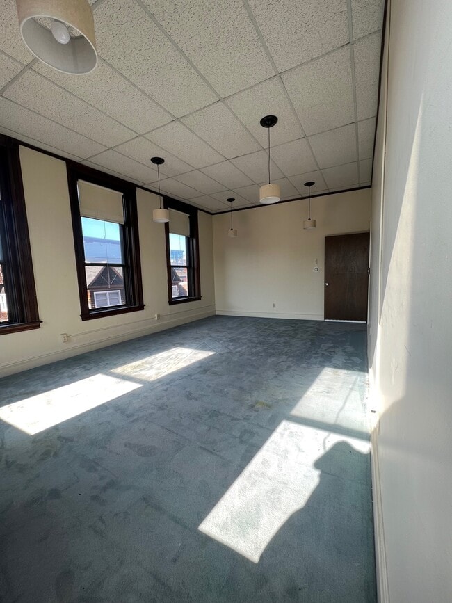 Photo - McShane Block Unit 9