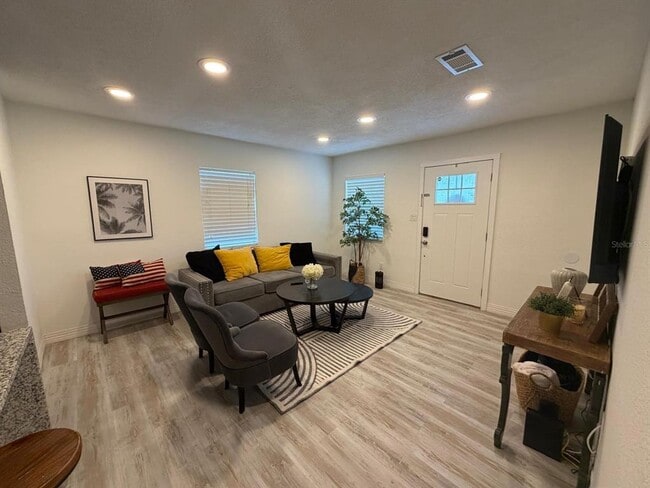 Photo - 4714 W Lawn Ave