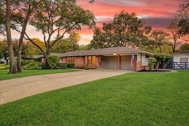 Photo - 524 N Wharton St