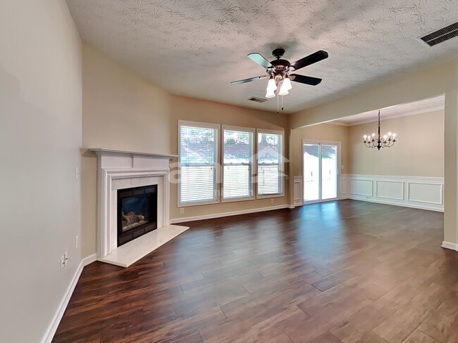 Photo - 311 Barberry Pl