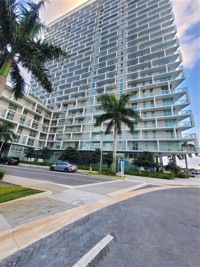 Photo - 2000 Metropica Wy Condo Unit 412