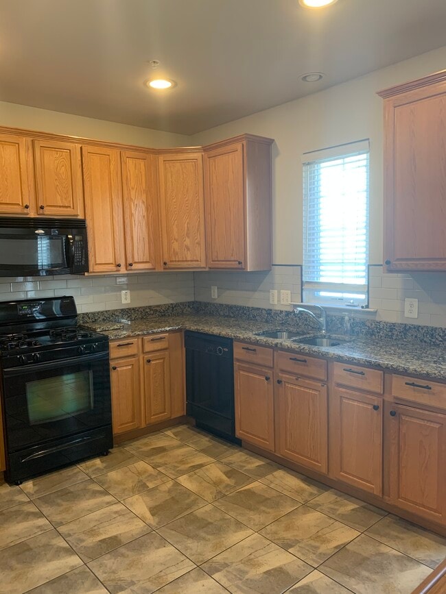 Photo - 5552 Lanier Ave