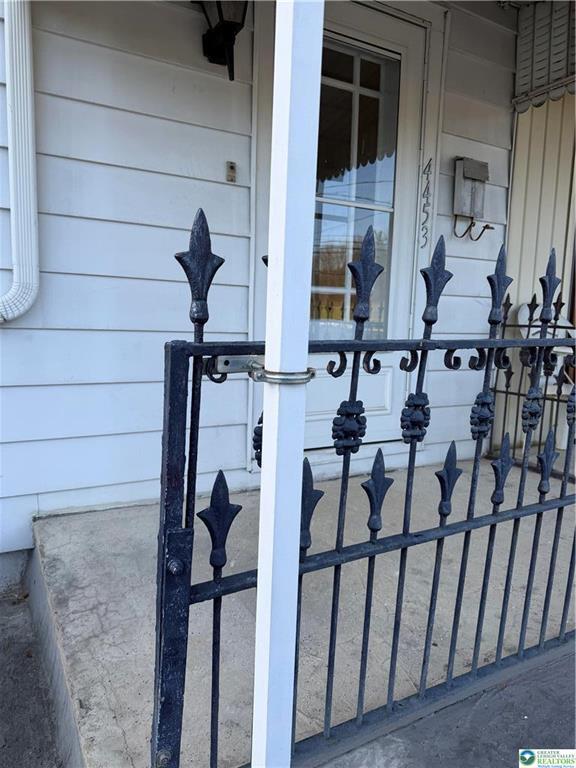 Photo - 4453 Main St