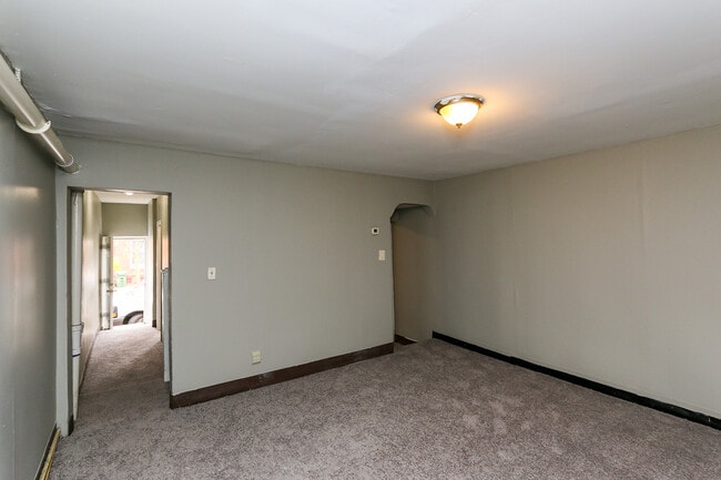 Photo - 1716 W Pratt St