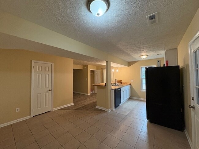 Photo - 619 Randolph Rd