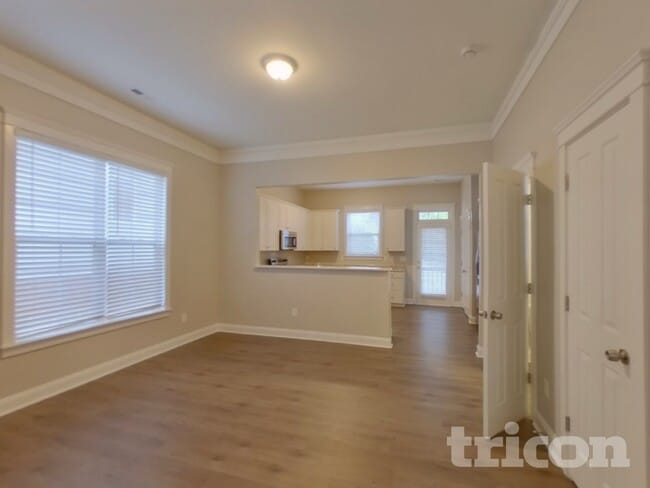 Photo - 6607 Park Meadows Pl