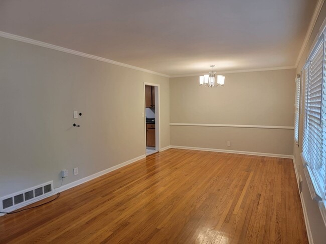 Photo - Got a Lot of Furniture - We Got a Lot of House - I am in LOVE with this Property!