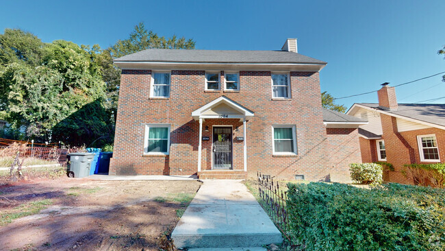 Building Photo - 1004 Belmont Ave Rental