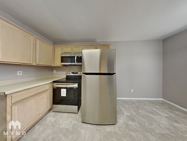 Photo - 327 W Little Creek Rd