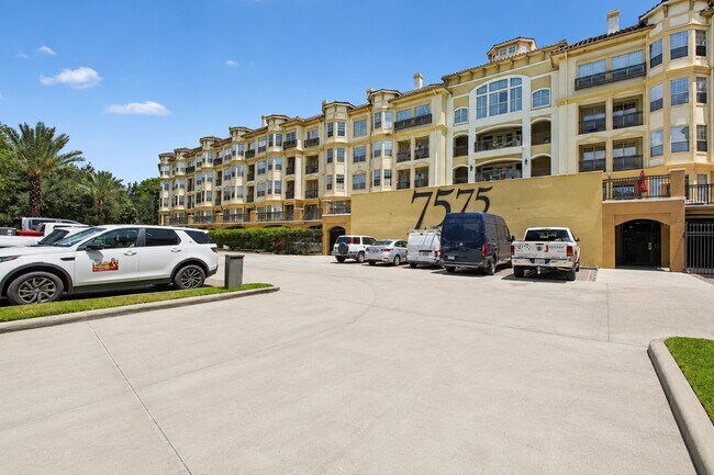 Photo - 7575 Kirby Dr Unit 1401