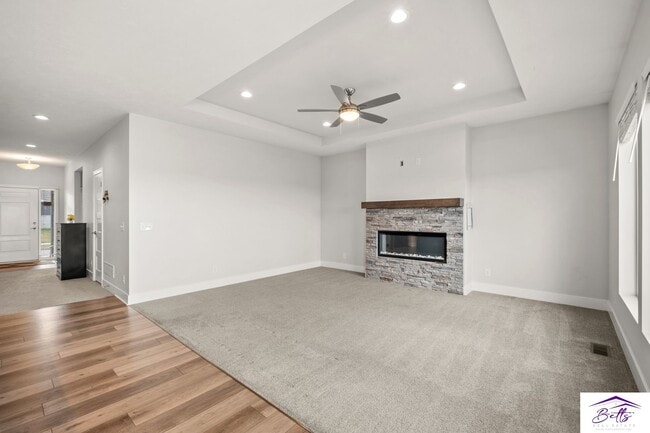 Photo - MUST SEE 4 BEDROOM/3 BATHROOM