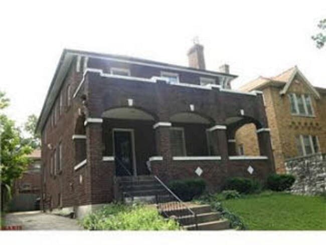 Building Photo - 7228 Dartmouth Ave Unit Fl 1