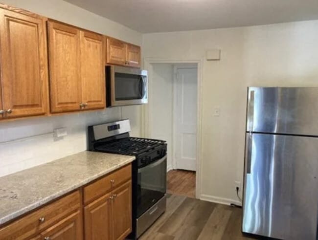 Browning & Pacific Apartments - Browning & Pacific Apartments