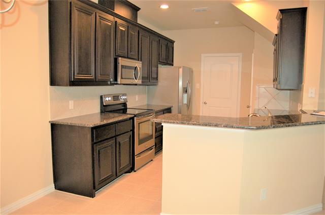 Photo - 142 Barrington Ln