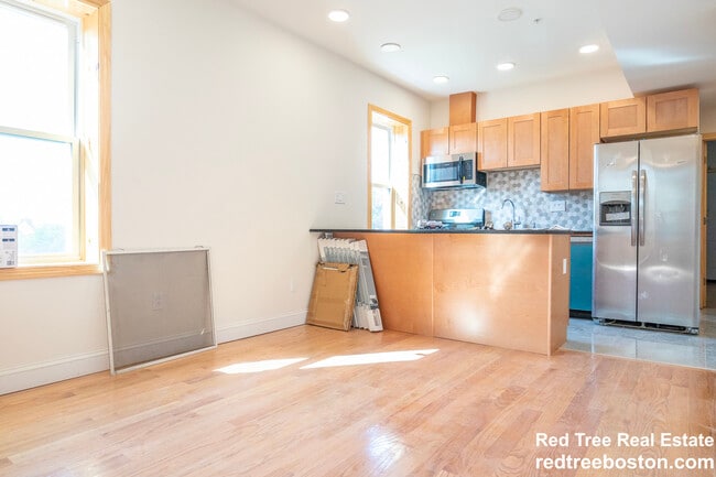 Photo - 20 Winthrop St Unit 2