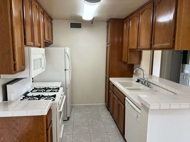 Strathmore Regency Apartments