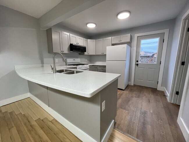 Charming 4 Bedroom in Downtown Bozeman - Charming 4 Bedroom in Downtown Bozeman Apartment