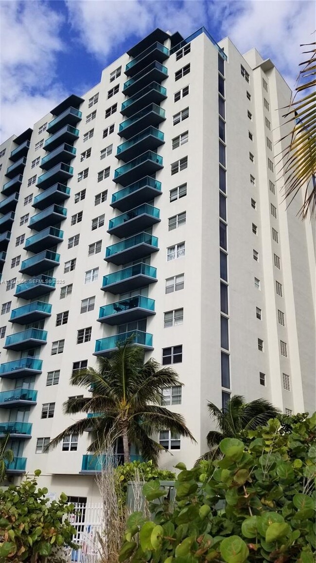 Photo - 4001 S Ocean Dr Unit 4J