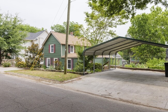 Photo - 319 Oliver St