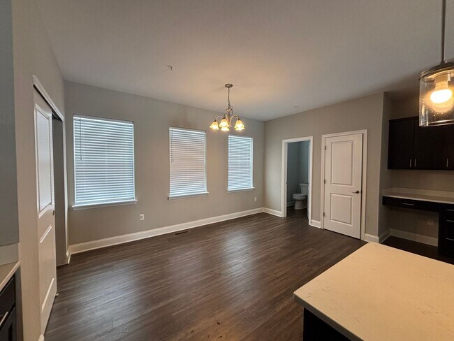 Photo - Beautiful Townhome in Washington! - 2 Bedroom