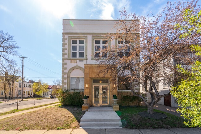 Photo - 2550 Pillsbury Ave S Unit 3