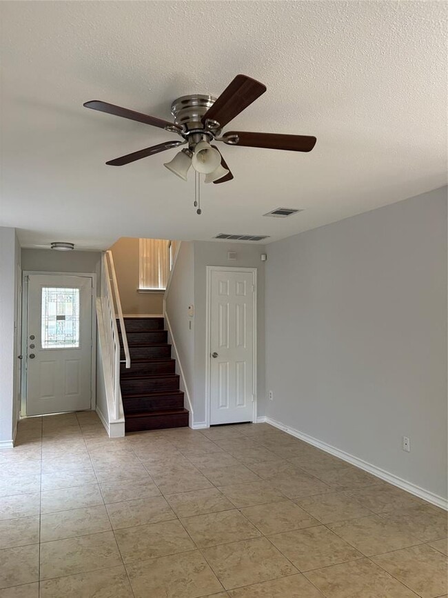 Photo - 13305 Black Canyon Dr