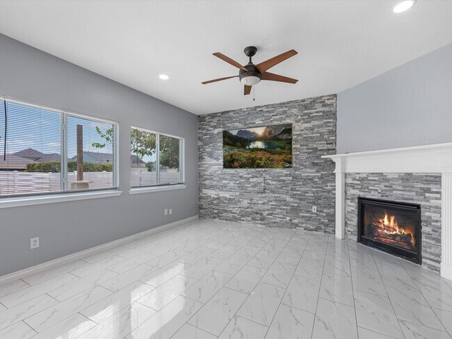 Photo - 6131 Settlers Lake Cir W