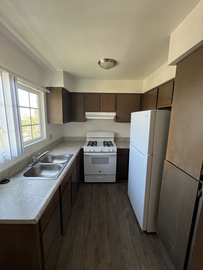 Photo - Hillside Views Apartments