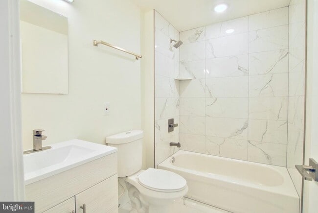 Photo - 2132 N 2nd St Unit 2