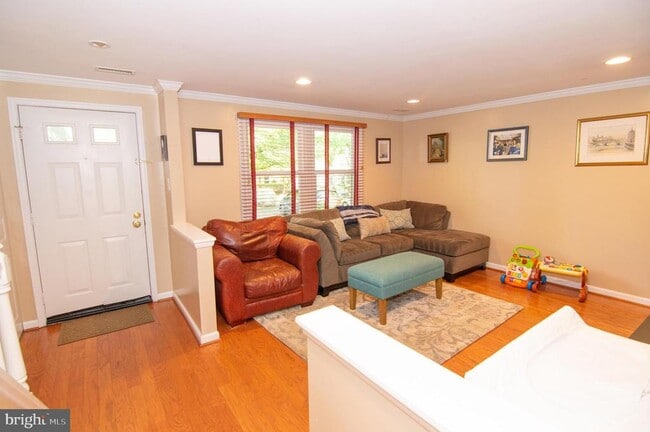 Photo - 2831 Raymond Ct