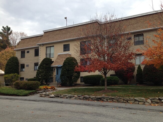 Front of building - 146 Swanson Rd Unit Harvard Ridge Condo