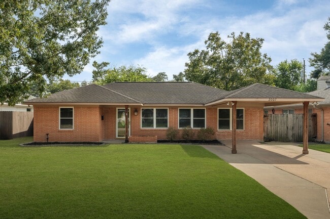 Building Photo - 2007 Wakefield Dr