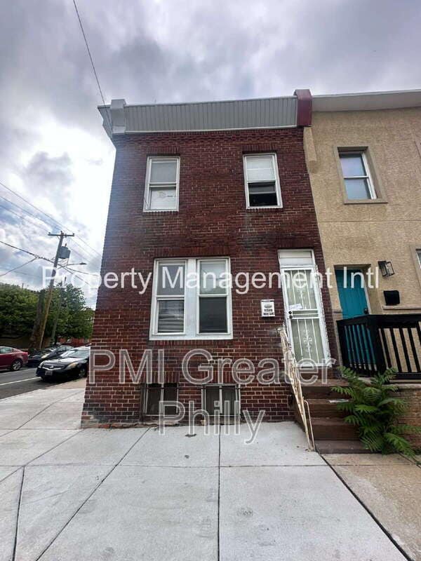 Building Photo - 1654 S Ringgold St Unit 1st Floor Rental