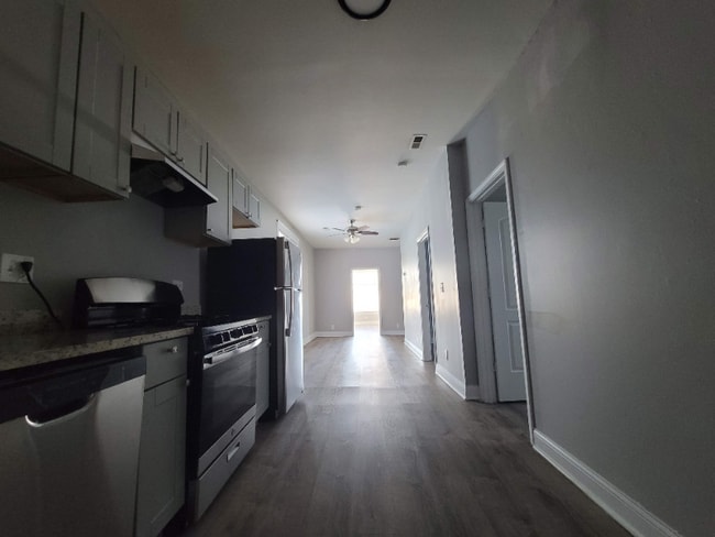 Photo - 7634 S Drexel Ave Unidad 2