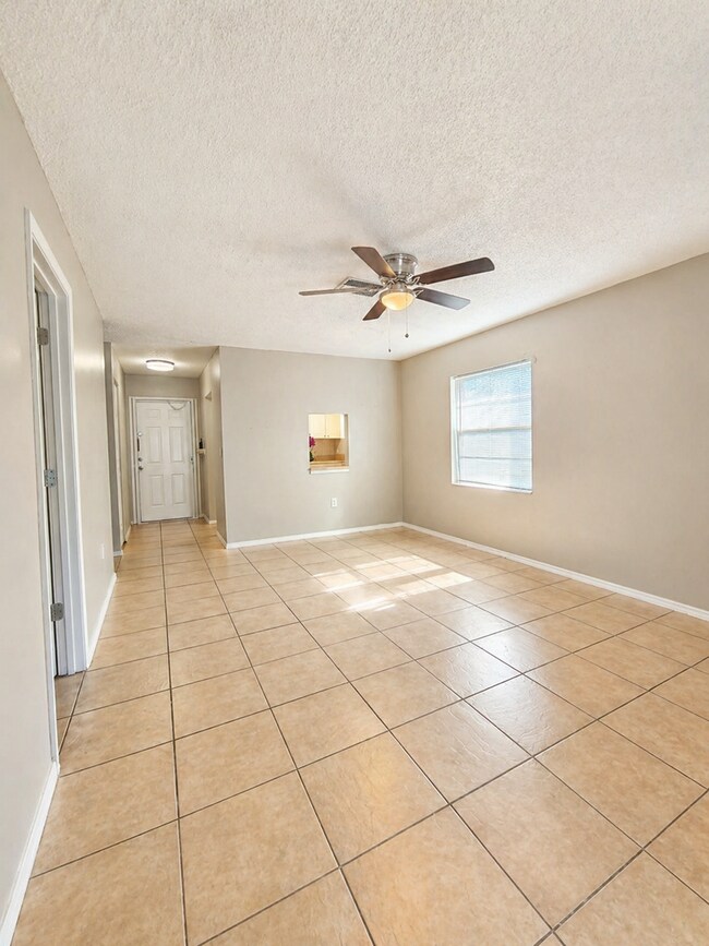 Photo - Last Unit Available!