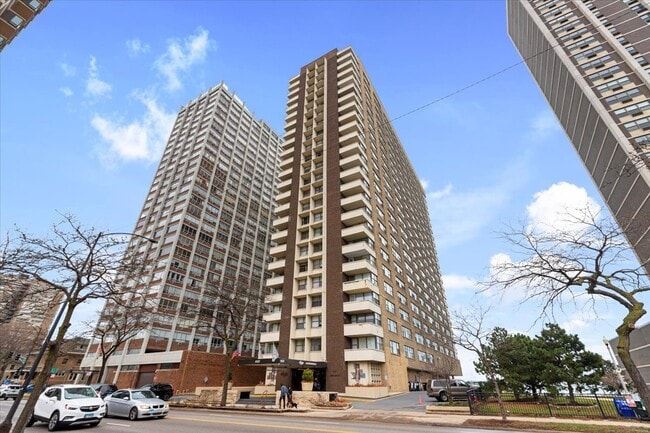 Photo - 6157 N Sheridan Rd Condo Unit 3C