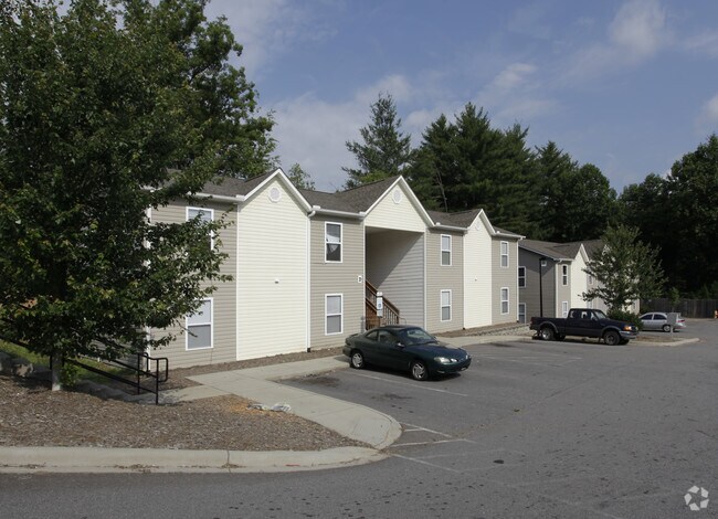 Photo - Sand Hill Apartments
