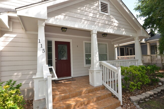 Photo - Beautiful Corner Lot Home in Plum Creek