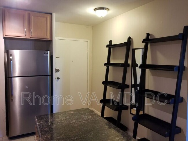 Photo - 922 24th St NW Unit 509